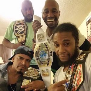 Meet your Posher, Art